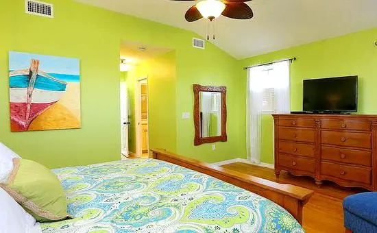 Lime Green Walls Bedroom