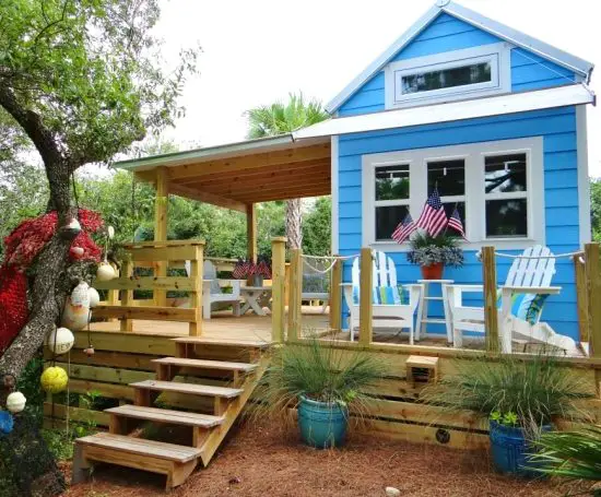 Tiny (RV) Beach House Cottage Living on St. George Island 