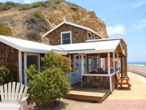 The Historic Crystal Cove Beach Cottages In Southern California - Beach ...